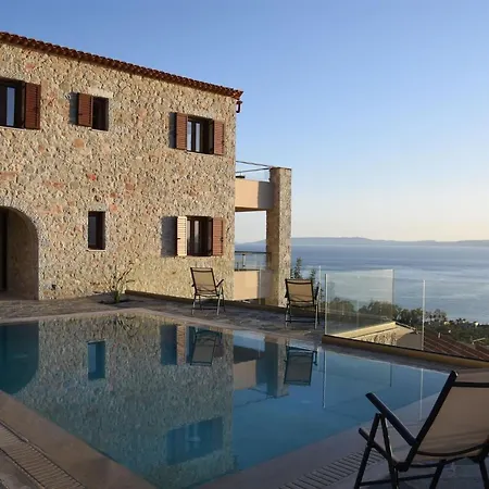 Villa Dafni - Infinite Sea Vistas With Private Pool Kalamata Exterior foto