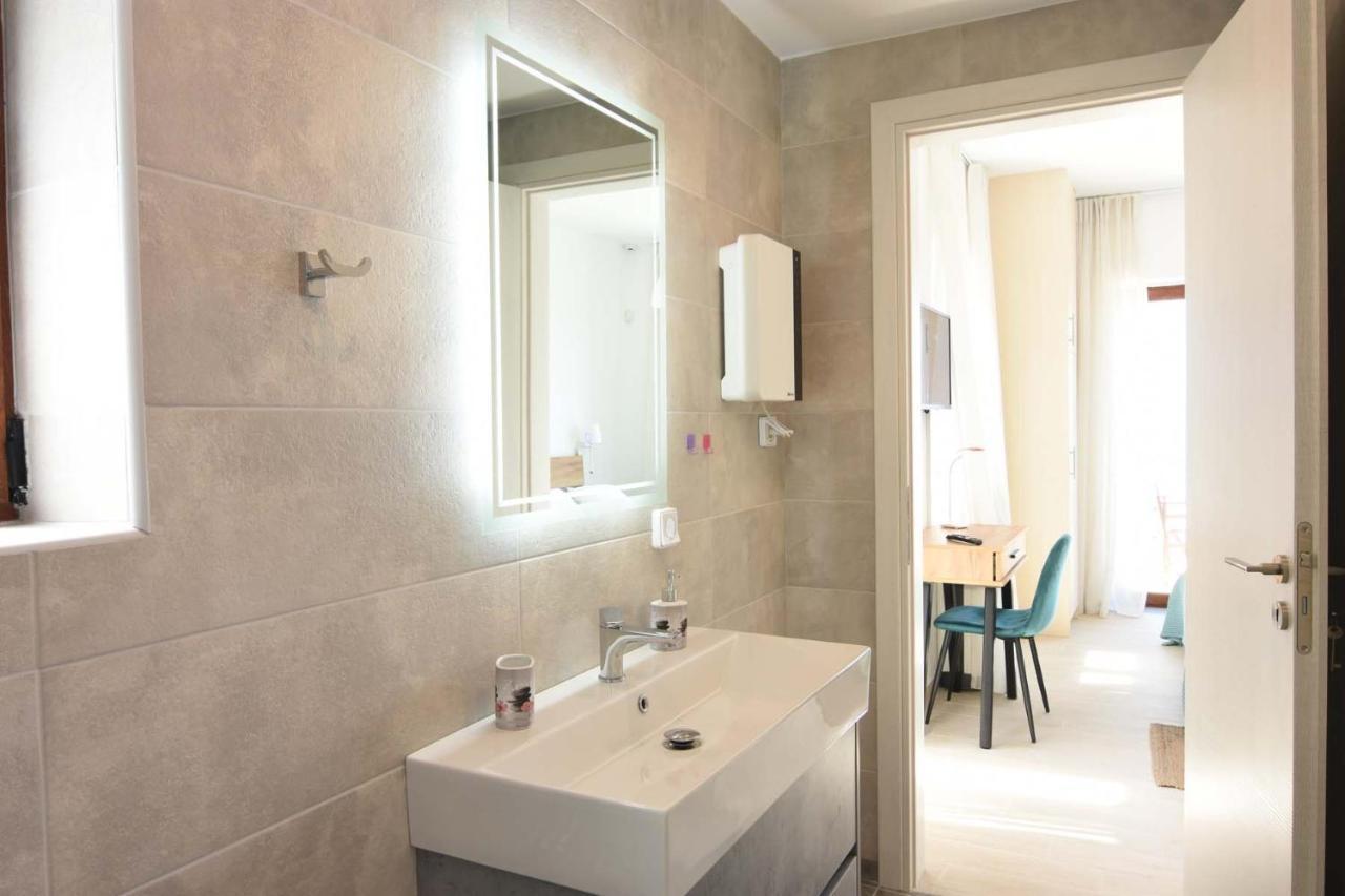 Dafni - Infinite Sea Vistas With Private Pool Villa