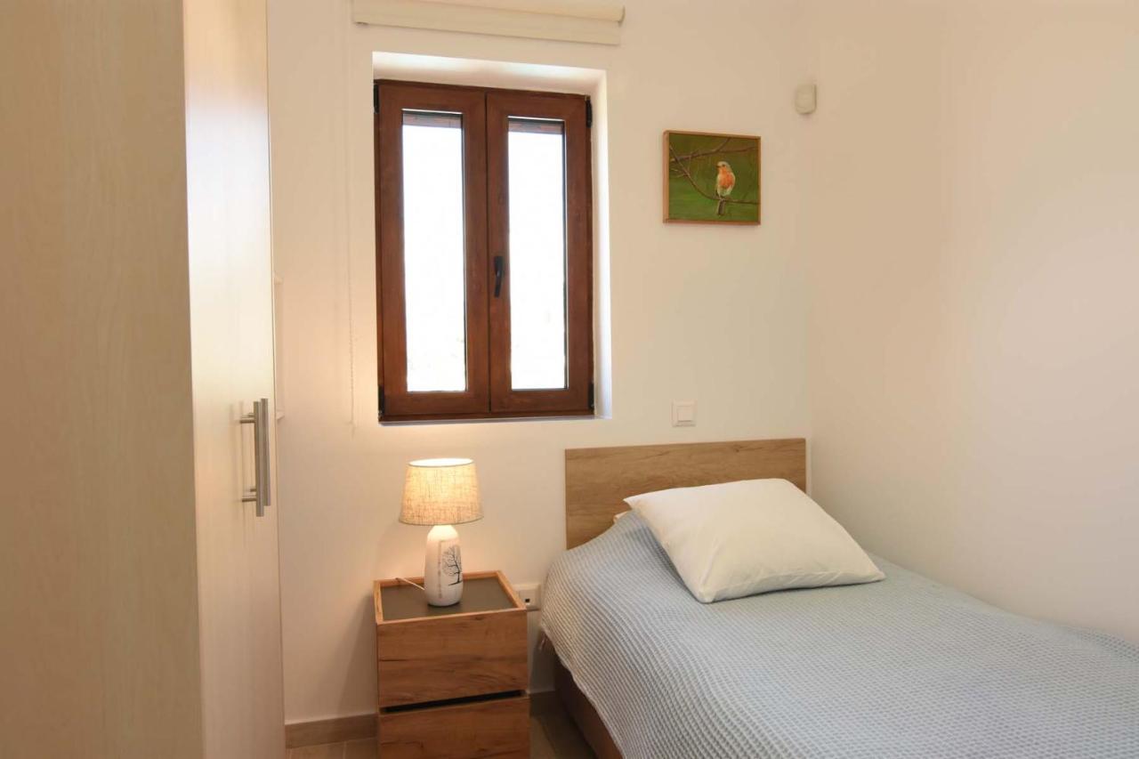 Dafni - Infinite Sea Vistas With Private Pool Kalamata